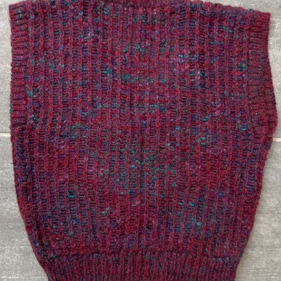 Alyssa Brooke Sweater Vest - Picture 3 of 3